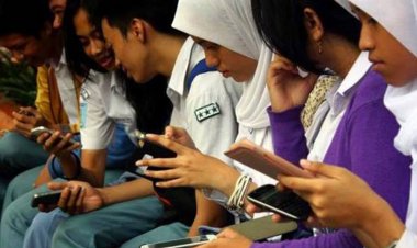 Ayo, Belajar Bahasa Inggris Lewat WA