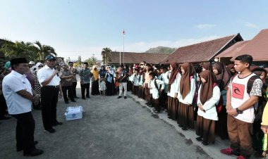 Disalurkan, Tunjangan Khusus Guru Korban Gempa NTB