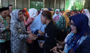 Semua Guru Madrasah Dapat Tambahan Insentif, Ini Penjelasan Bupati Serang