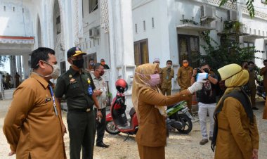 ASN di Aceh Timur Jalani Tes Suhu Tubuh, Hasilnya Negatif
