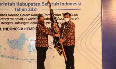 Aklamasi, Sutan Riska Tuanku Kerajaan Terpilih Sebagai Ketua Umum Apkasi 2021-2026