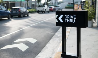 Tren Belajar Saat Ini: Sekolah dan Perpustakaan Drive-Thru