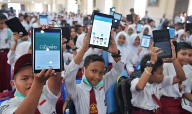 Life Skill Education: Mencegah Penyalahgunaan Informasi Bagi Siswa Selama Pandemi