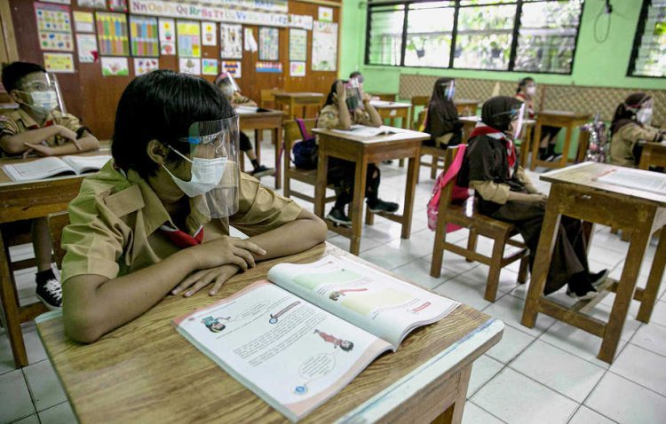 Pendidikan Indonesia Tertinggal 128 Tahun