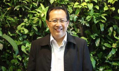 Coach Internasional Bakar Semangat Guru Ngawi dengan Growth Mindset