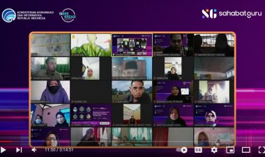 Semangat! Guru-Guru Bone Ikuti Webinar Pendidikan Transformasi Media Pembelajaran dari SahabatGuru