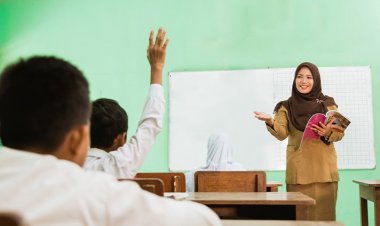 Terapkan Empat Kompetensi Ini, untuk Menjadi Guru Inspiratif!