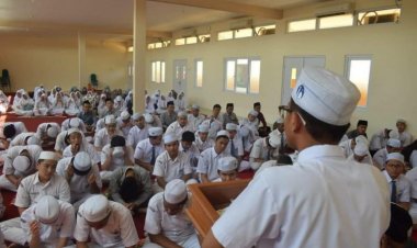 Religius Culture Pembentuk Kepribadian Peserta Didik
