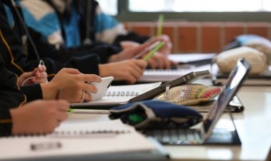 Tingkatkan Literasi Digital Anak Melalui Cara Ini!