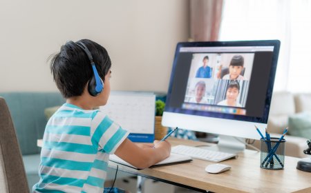 Apakah Mungkin Bidang Pendidikan Pindah ke Dunia Virtual?
