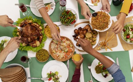 Karakter dari Meja Makan