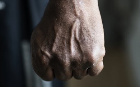 Tawuran: Masalah Kenakalan Pelajar yang Memerlukan Perhatian Serius